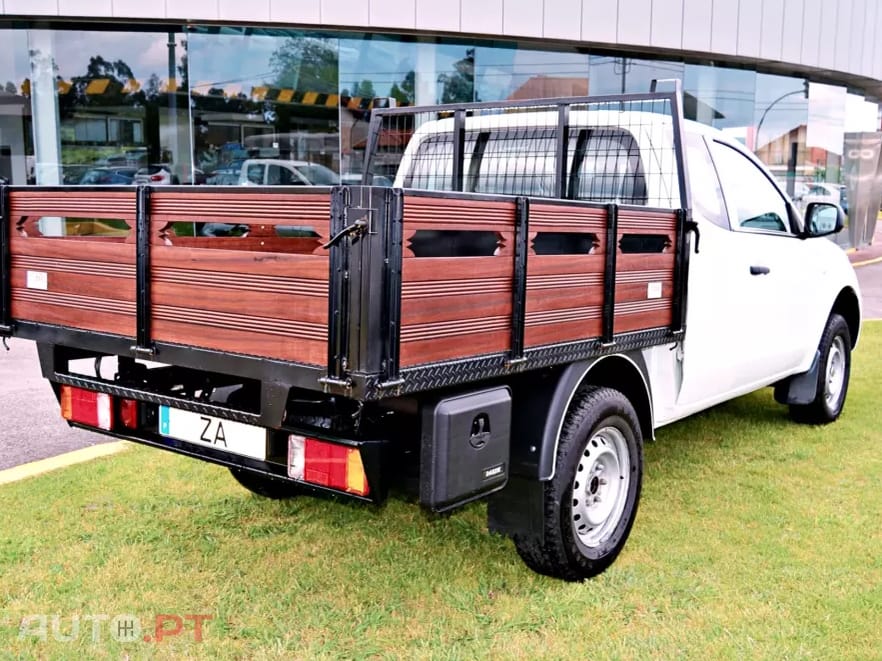 Mitsubishi L200 2.4 DI-D CD S.Cab 3L Instyle 4WD