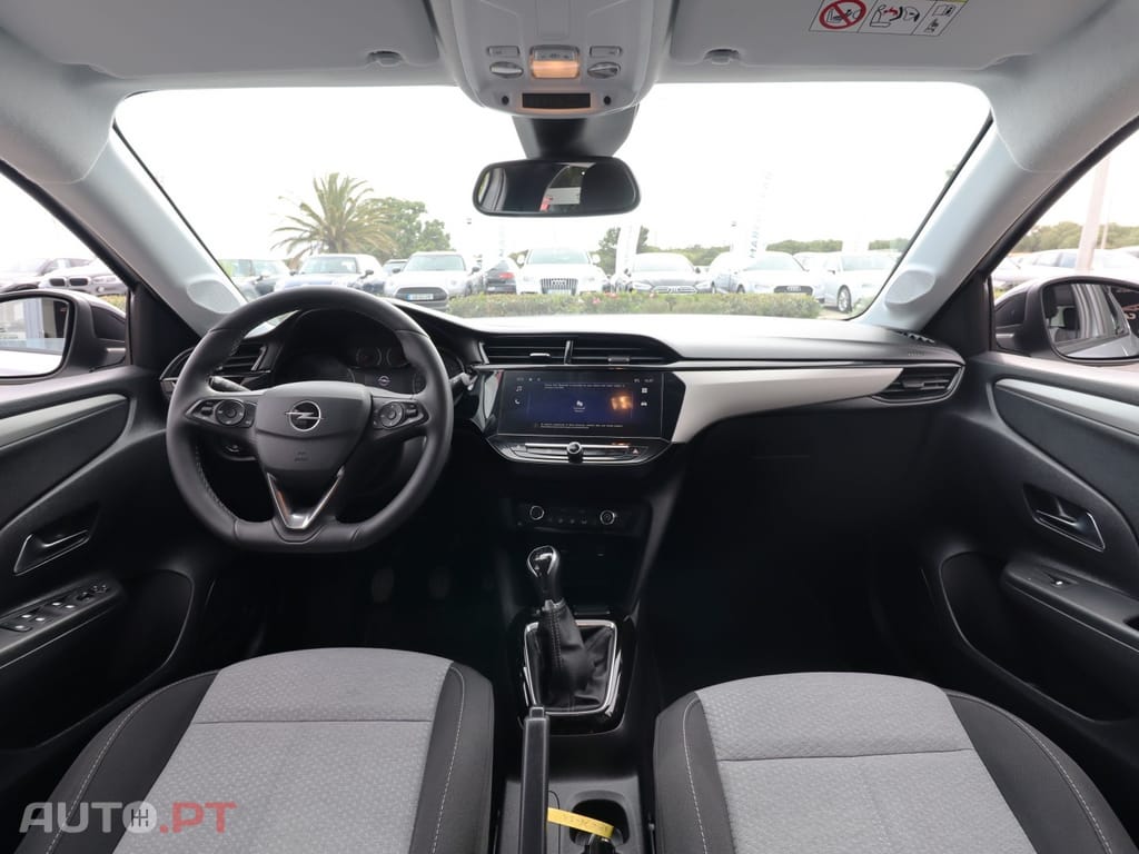 Opel Corsa 1.2 T Business Edition