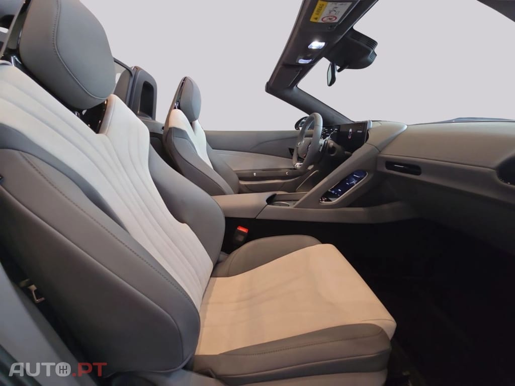 MG Cyberster  GT 77KWH 4WD I.V.A DEDUTIVEL