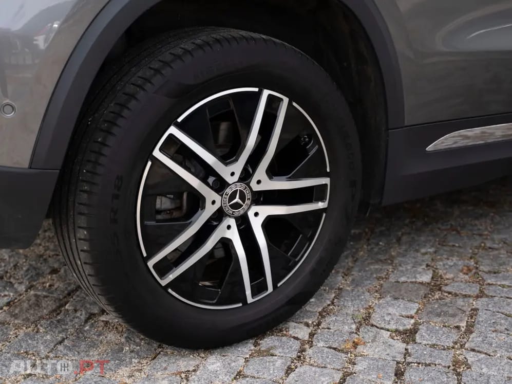 Mercedes-Benz GLA 250 e AMG Line