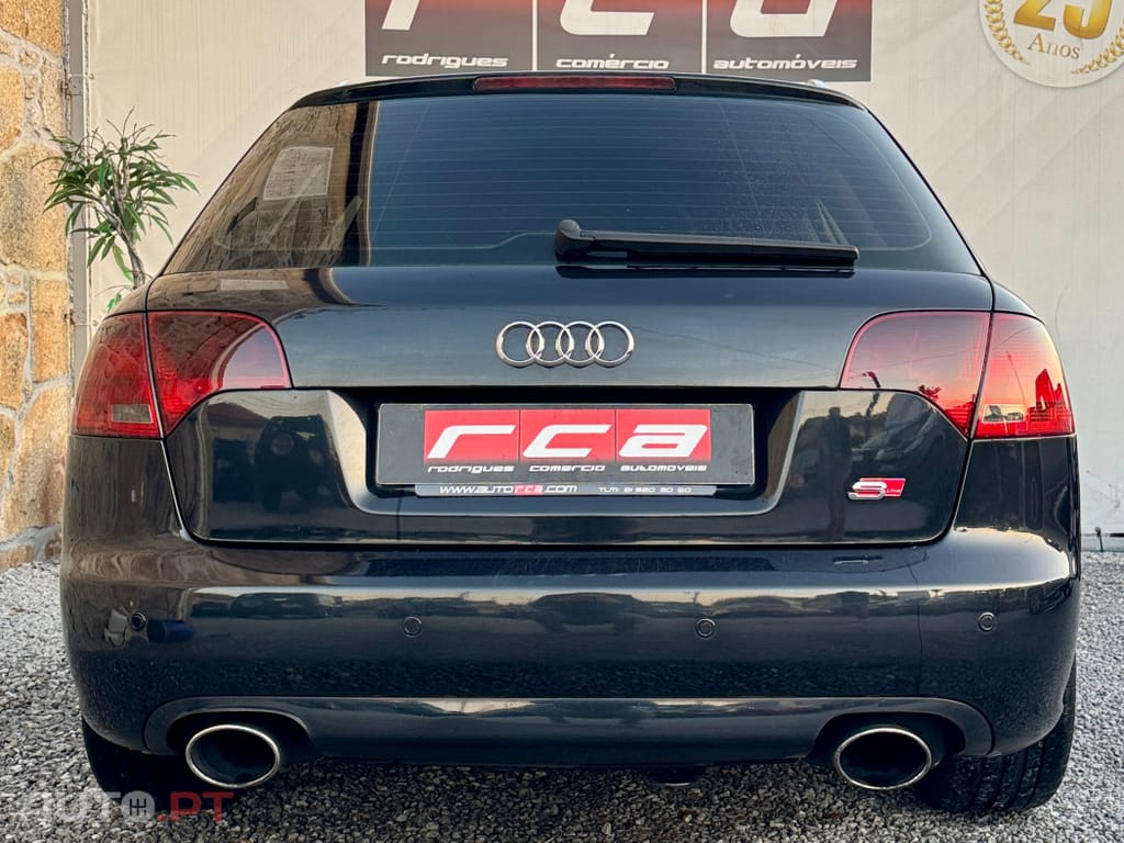 Audi A4 Avant 2.0 TDi S-line