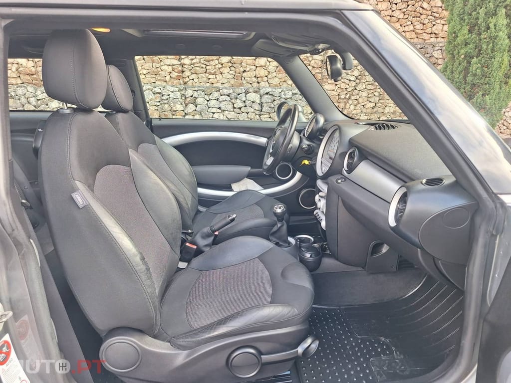 MINI Cooper D
