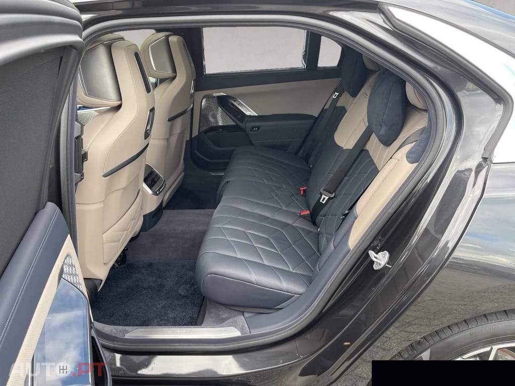 BMW 750 e xDrive