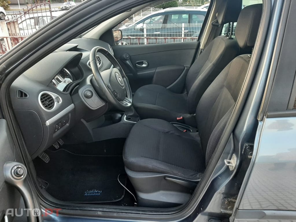 Renault Clio 1.2 16V TCE Luxe