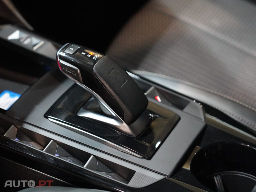 DS DS3 Crossback E-Tense Performance Line