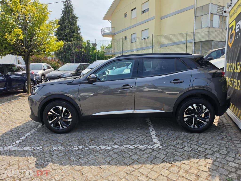 Peugeot 2008 PureTech 100 Allure