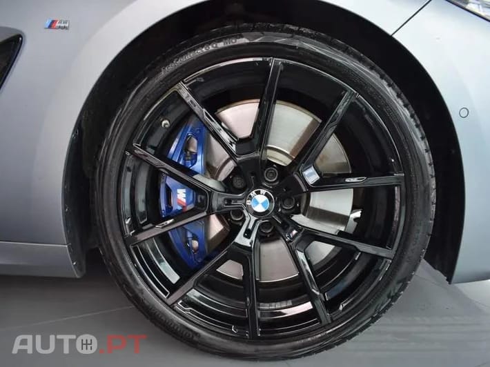 BMW 840 i Pack M