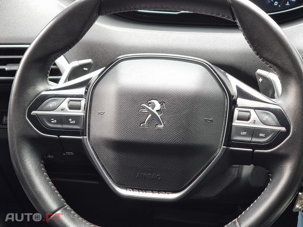 Peugeot 5008 1.5 BlueHDi Allure EAT8