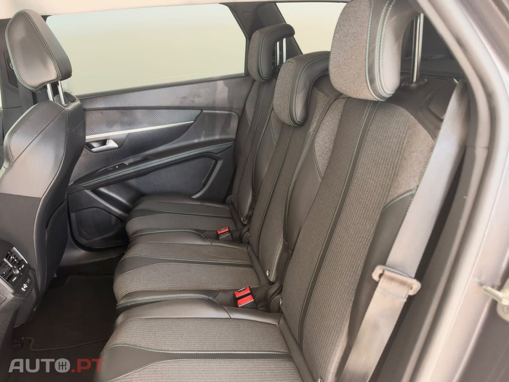 Peugeot 5008 1.5 BlueHDi Allure Pack EAT8