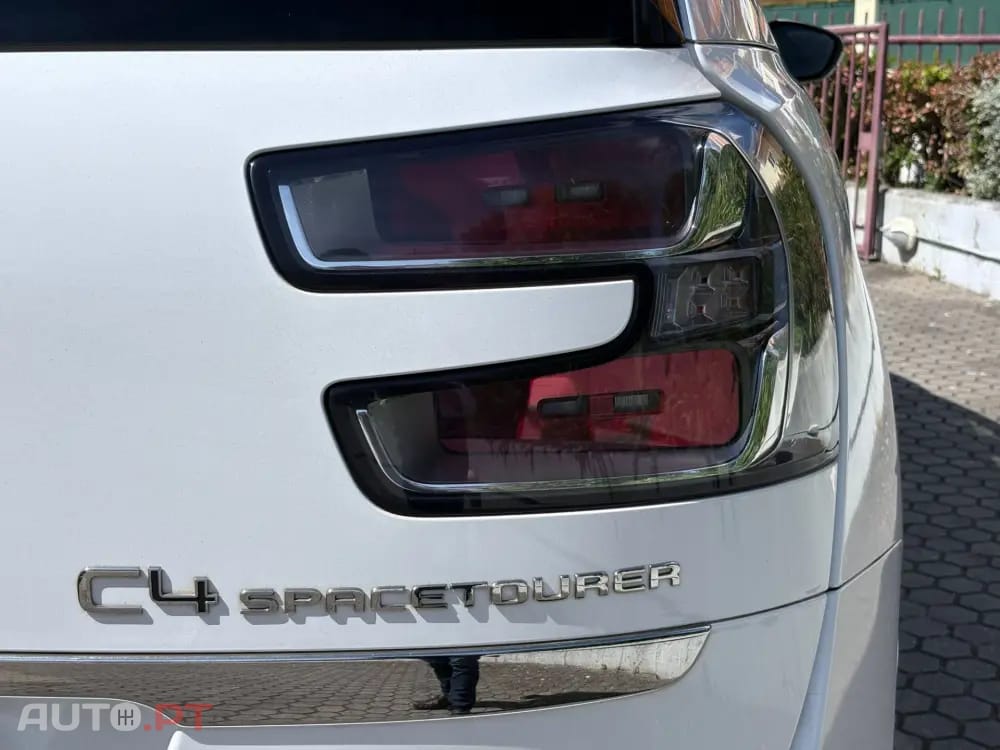 Citroen Grand C4 SpaceTourer 1.5 BlueHDi Shine EAT8
