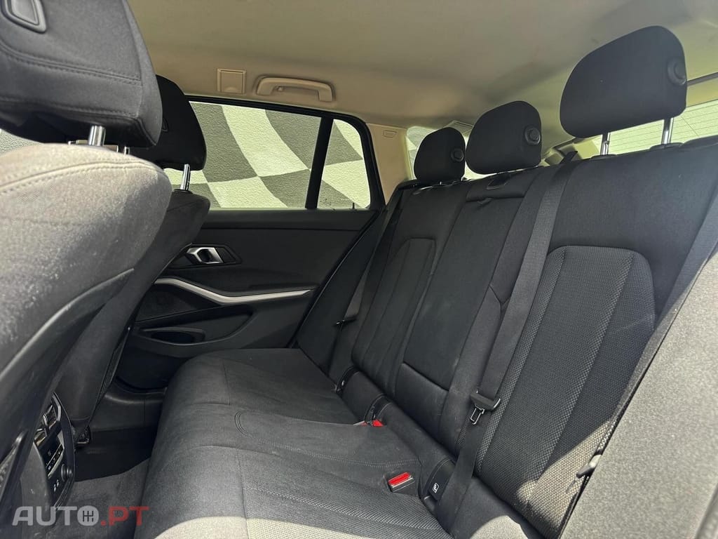 BMW 318 d Touring Aut.