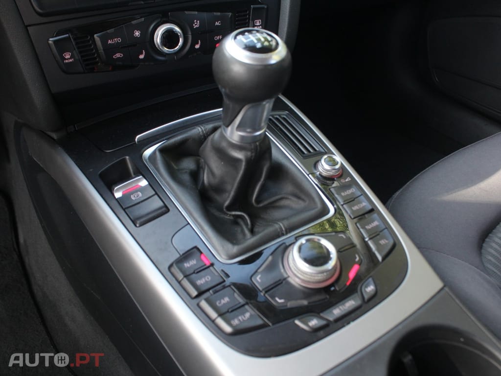 Audi A4 Avant 2.0 TDI Business Line