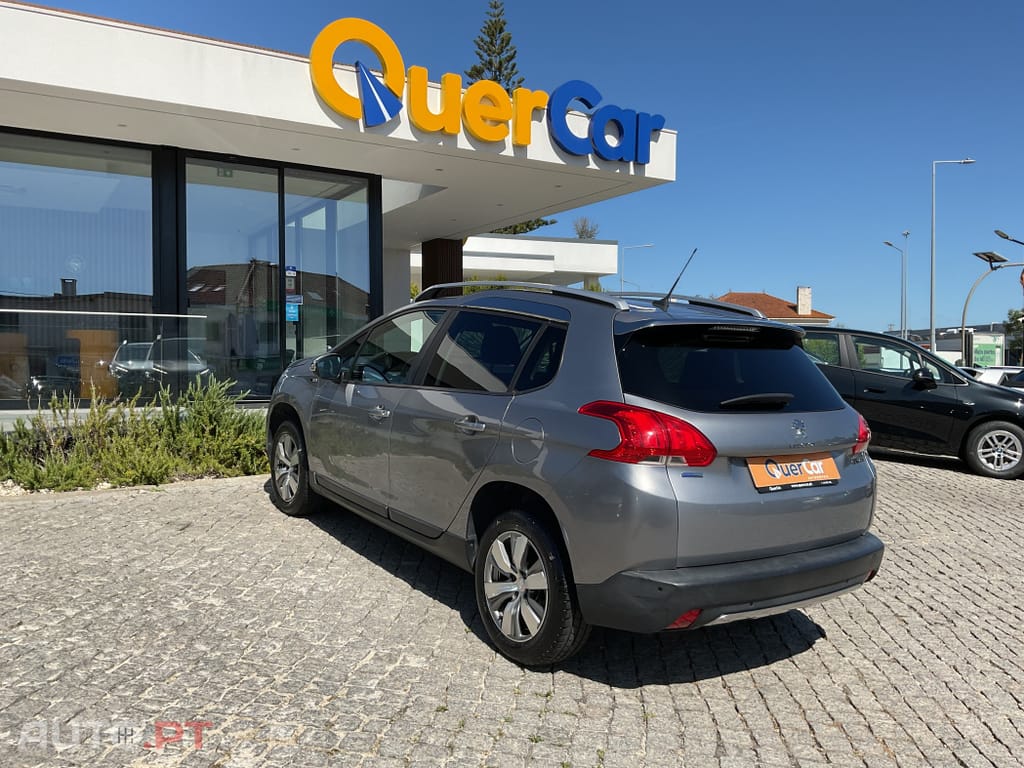 Peugeot 2008 1.2 PureTech Style