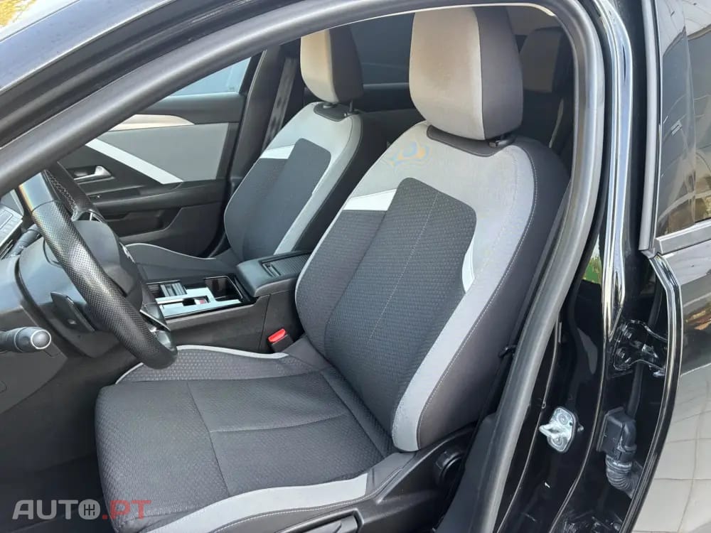 Opel Astra 1.5 D Edition Aut.