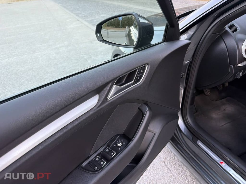 Audi A3 Sportback 2.0 TDi S-line