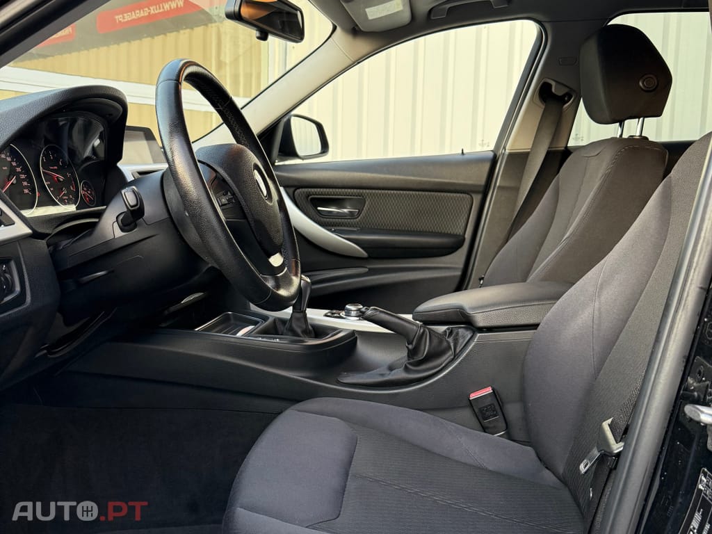 BMW 318 d Touring Line Modern