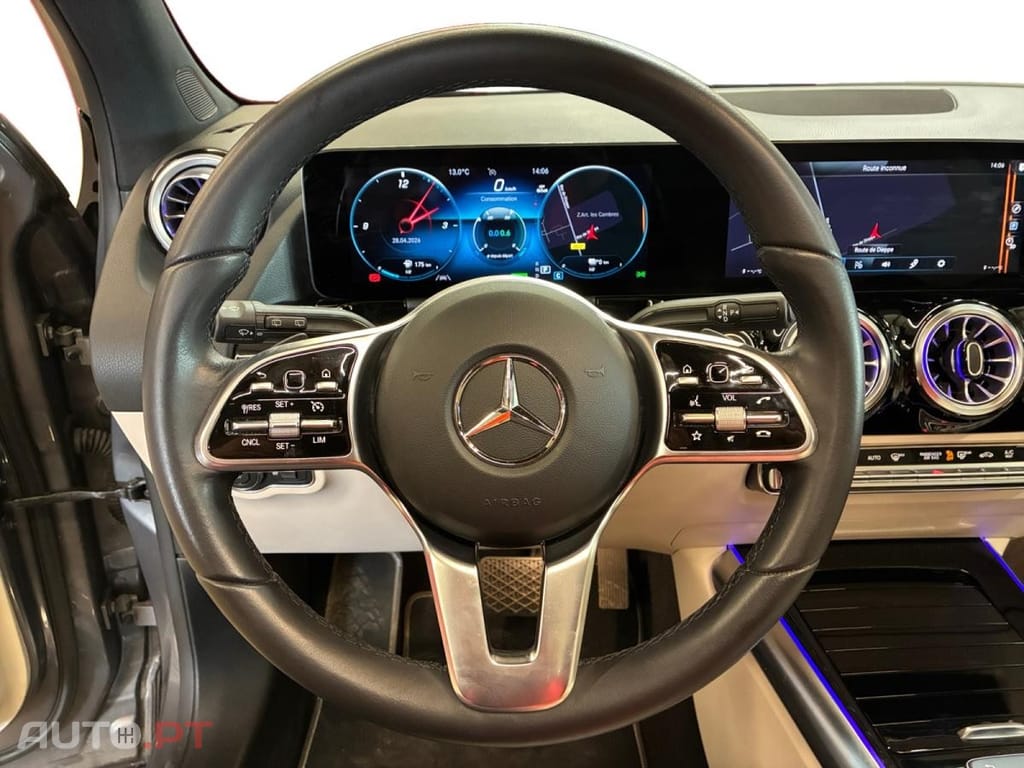 Mercedes-Benz GLA 250 e Business Line 8G-DCT