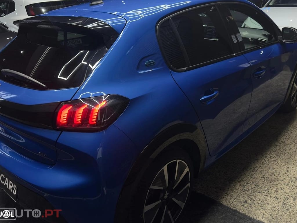 Peugeot E-208 50 kWh GT