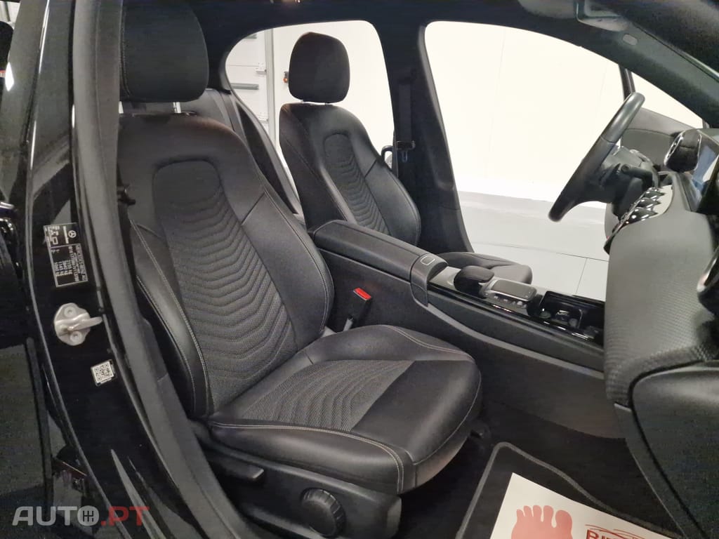 Mercedes-Benz A 250 E STYLE PLUS Hibrido Plug-In