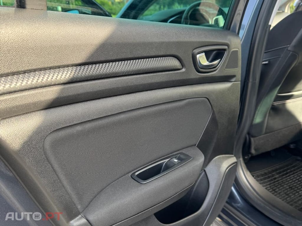 Renault Mégane Sport Tourer 1.5 blue dci limited