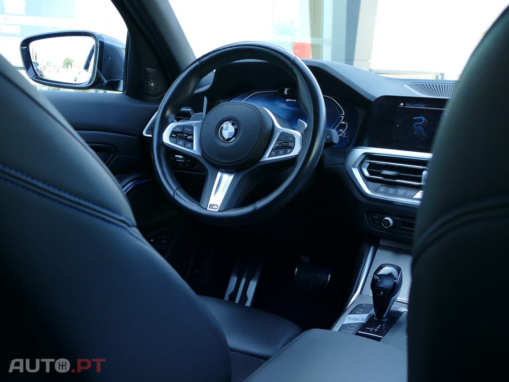 BMW 330 e Touring Pack M Auto