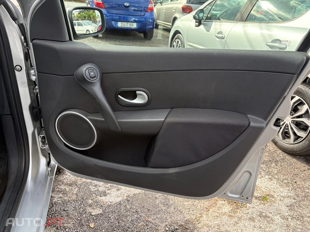 Renault Clio 1.5 dCi Rip Curl