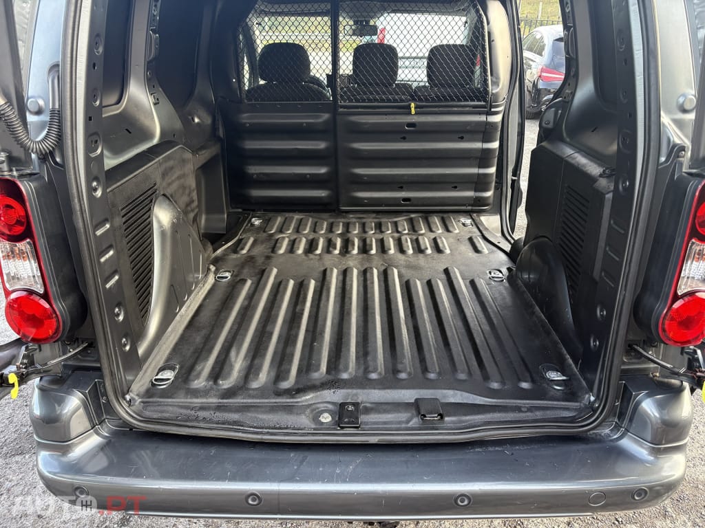 Peugeot Partner 1.6 BlueHDi L1 Premium 3L