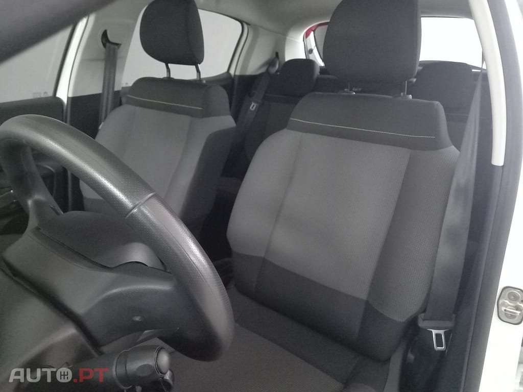 Citroen C3 1.2 PureTech Shine EAT6