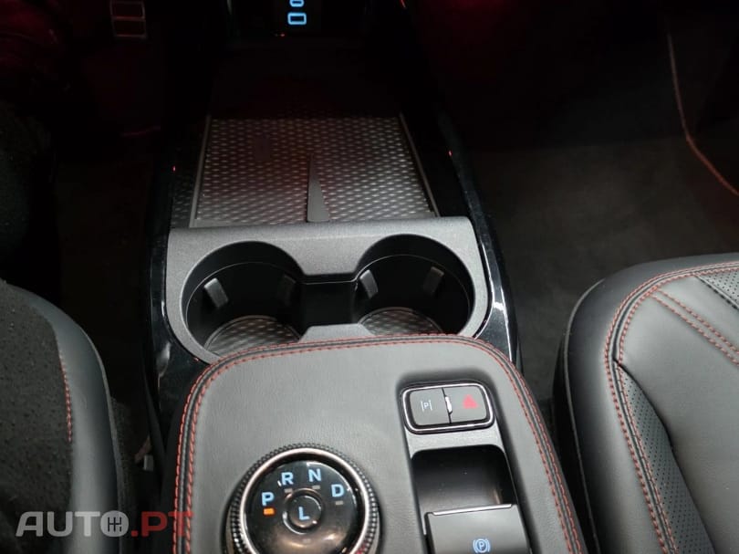 Ford Mustang Mach-E AWD PREMIUM