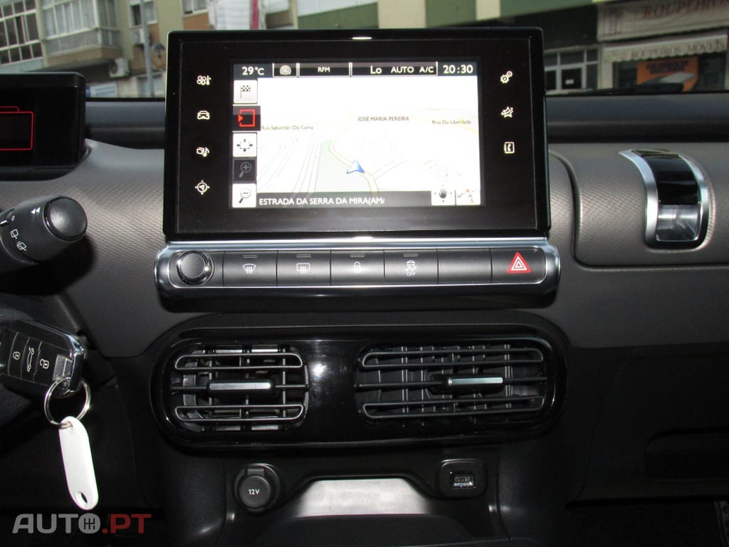 Citroen C4 Cactus 1.2 PureTech Shine