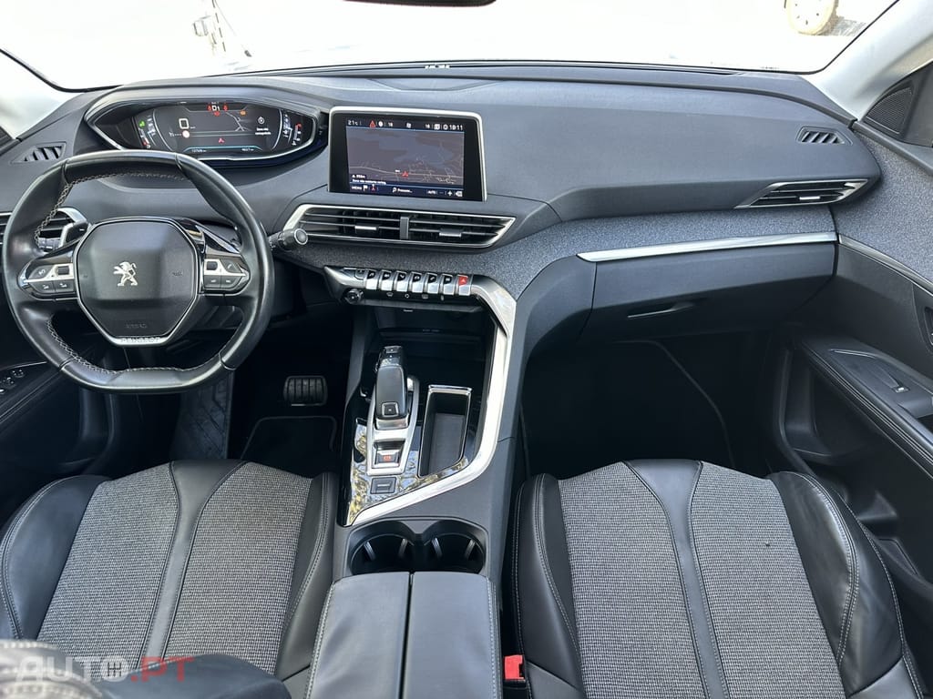 Peugeot 5008 1.6 BlueHDi Allure EAT6 J18
