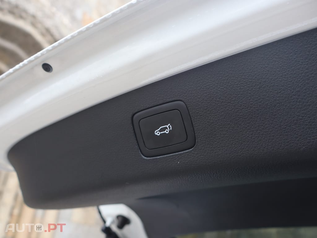 MG EHS 1.5 T-GDI Plug-in Hybrid Luxury