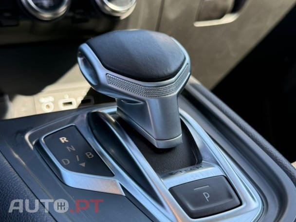 Renault Captur 1.6 E-Tech Intens