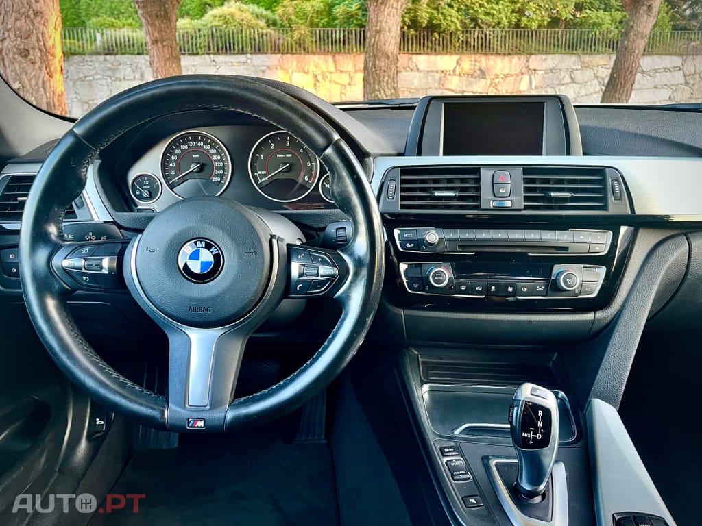 BMW 318 SPORT