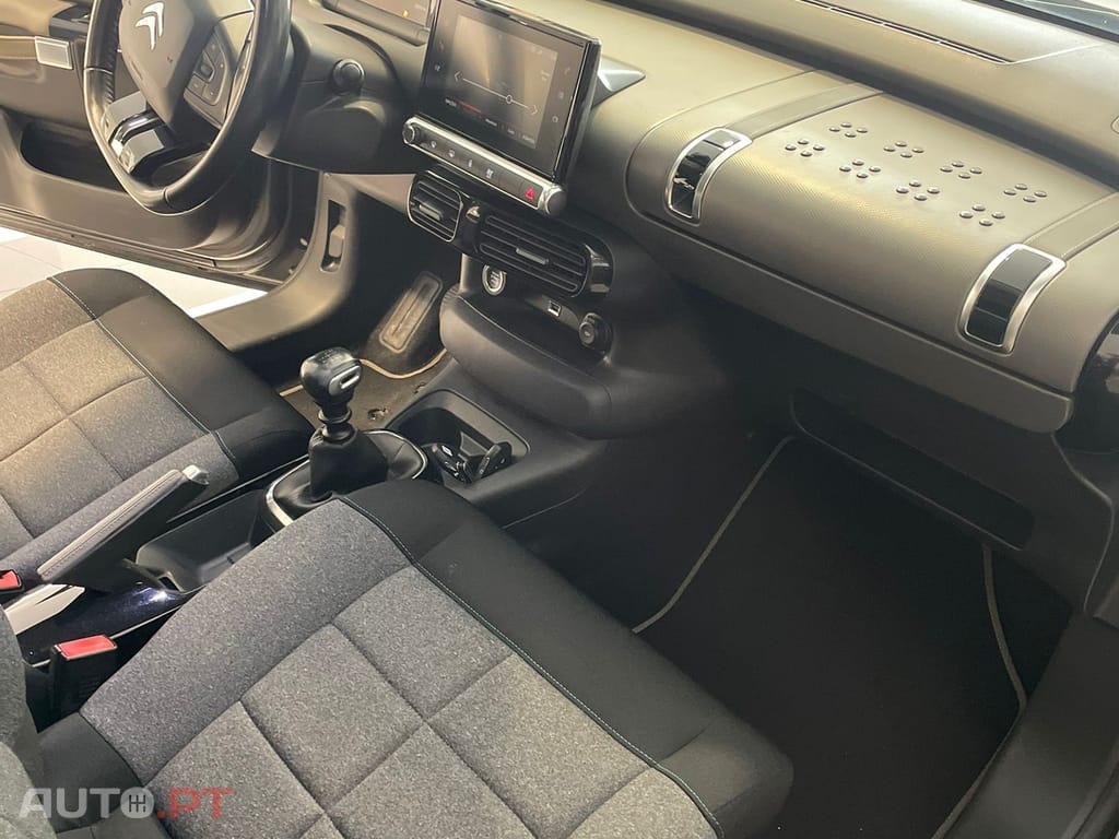 Citroen C4 Cactus 1.5 BlueHDi Shine