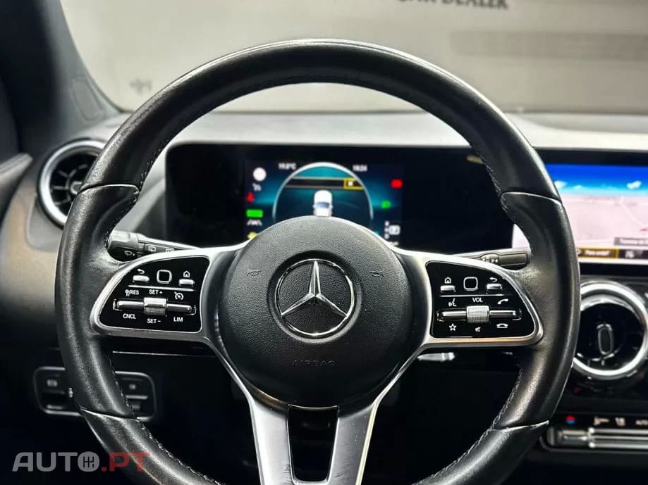 Mercedes-Benz GLA 250 e 8G-DCT