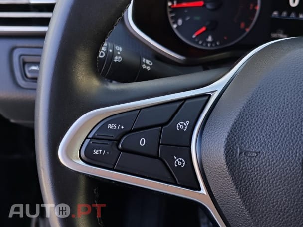 Renault Clio 1.0 TCe Intens Bi-Fuel