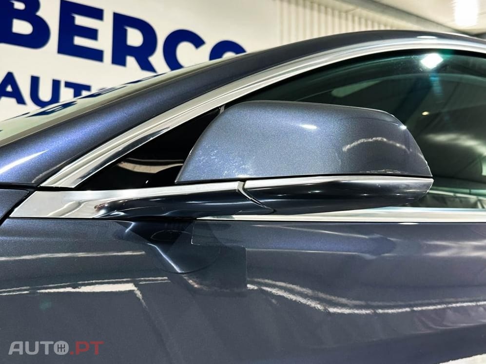 Tesla Model 3 Long-Range Dual Motor AWD