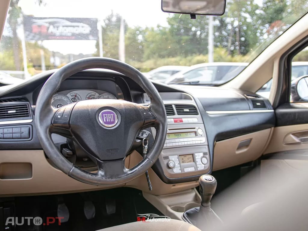 Fiat Linea 1.3 M-Jet Emotion