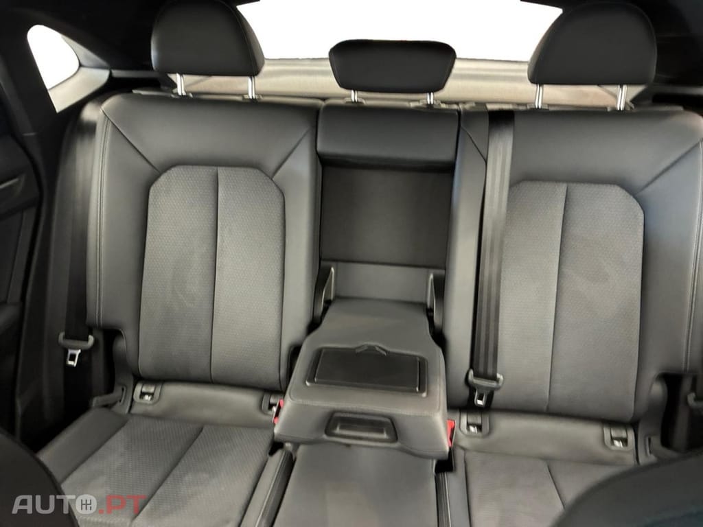 Audi Q3 45 TFSIe S line S tronic