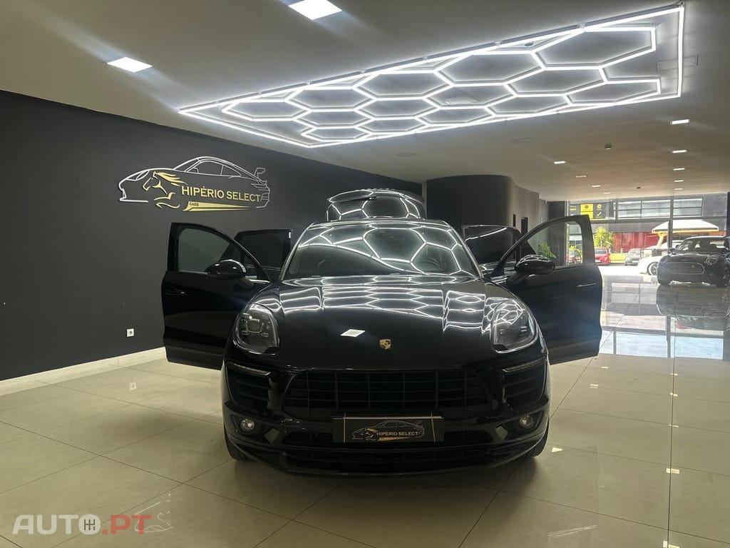 Porsche Macan S