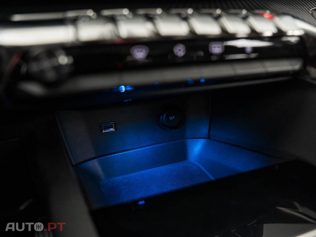 Peugeot 3008 1.5 BlueHDi Style