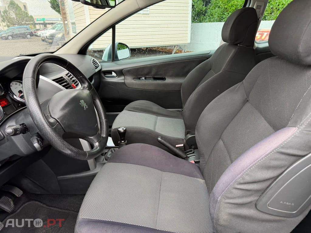 Peugeot 207 1.6 HDi Sport
