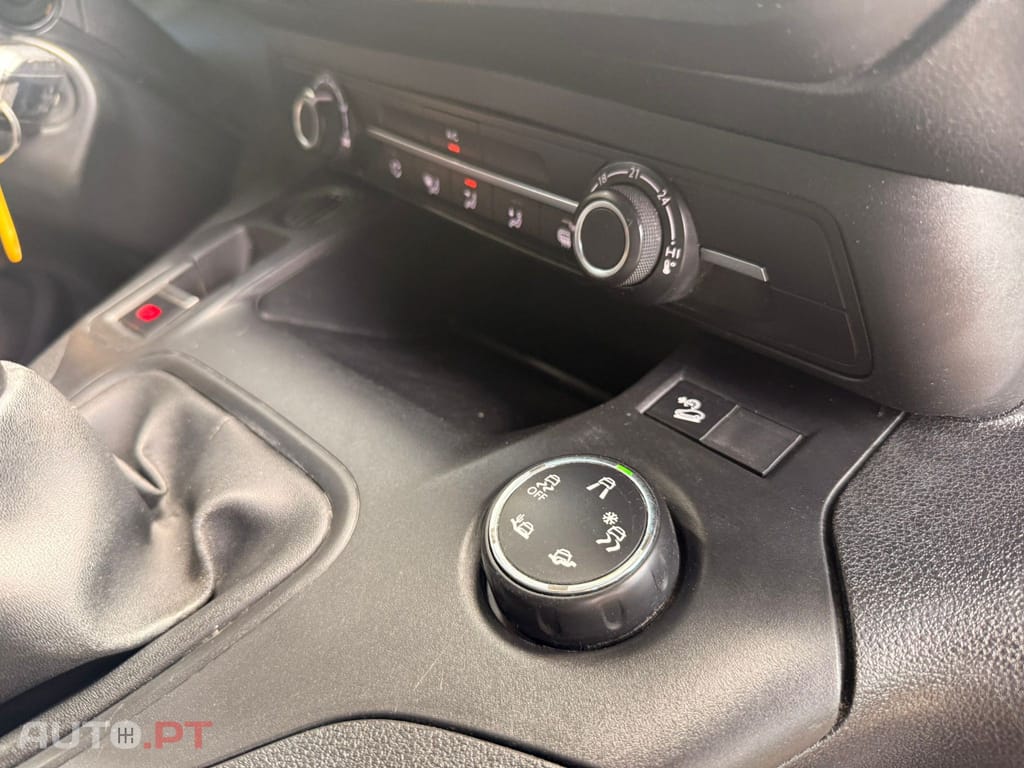 Peugeot Partner 1.6 BlueHDi Premium Standard