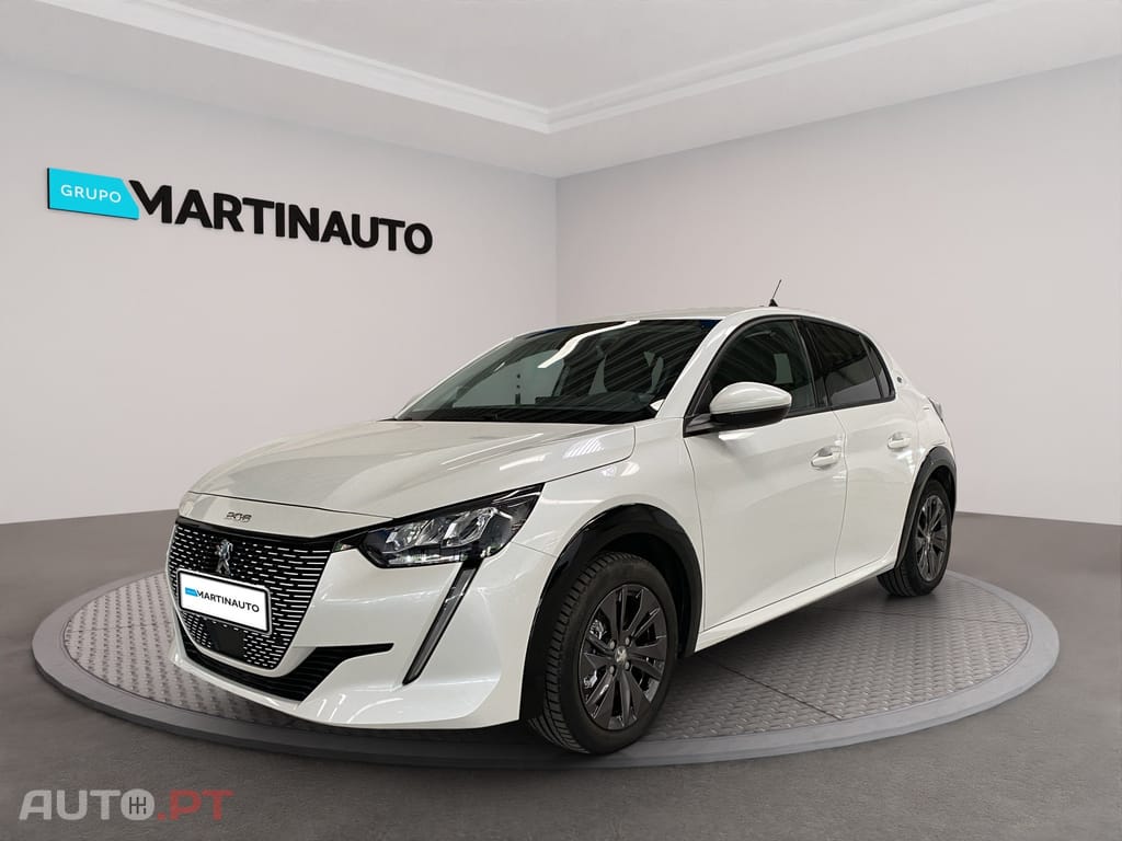 Peugeot E-208 50 kWh Allure Pack