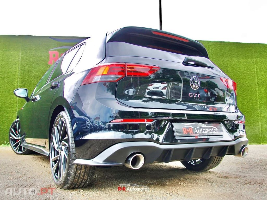 Volkswagen Golf 2.0 TSI GTI DSG Performance