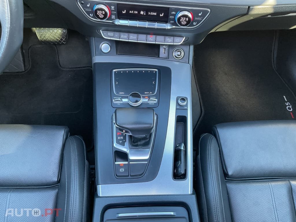Audi Q5 40 TDI quattro S-line S-tronic