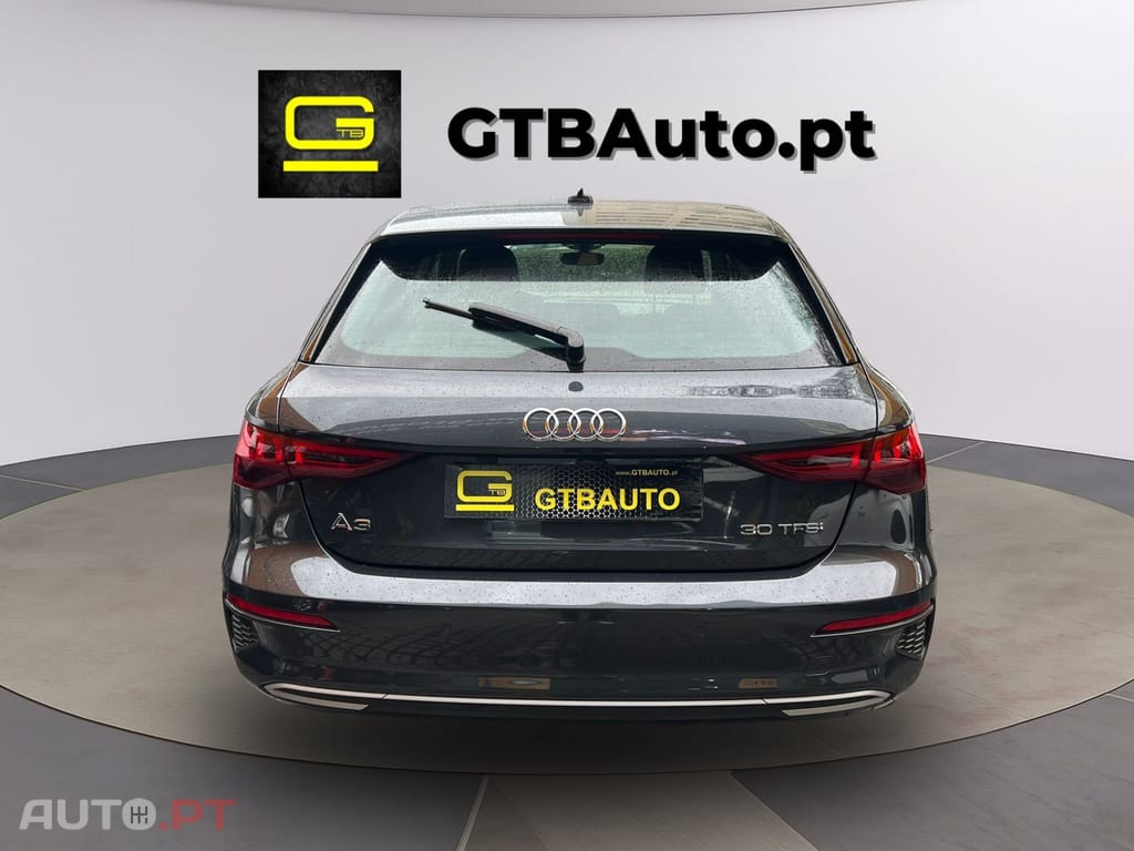 Audi A3 Sportback 30 TFSi Hybrid 