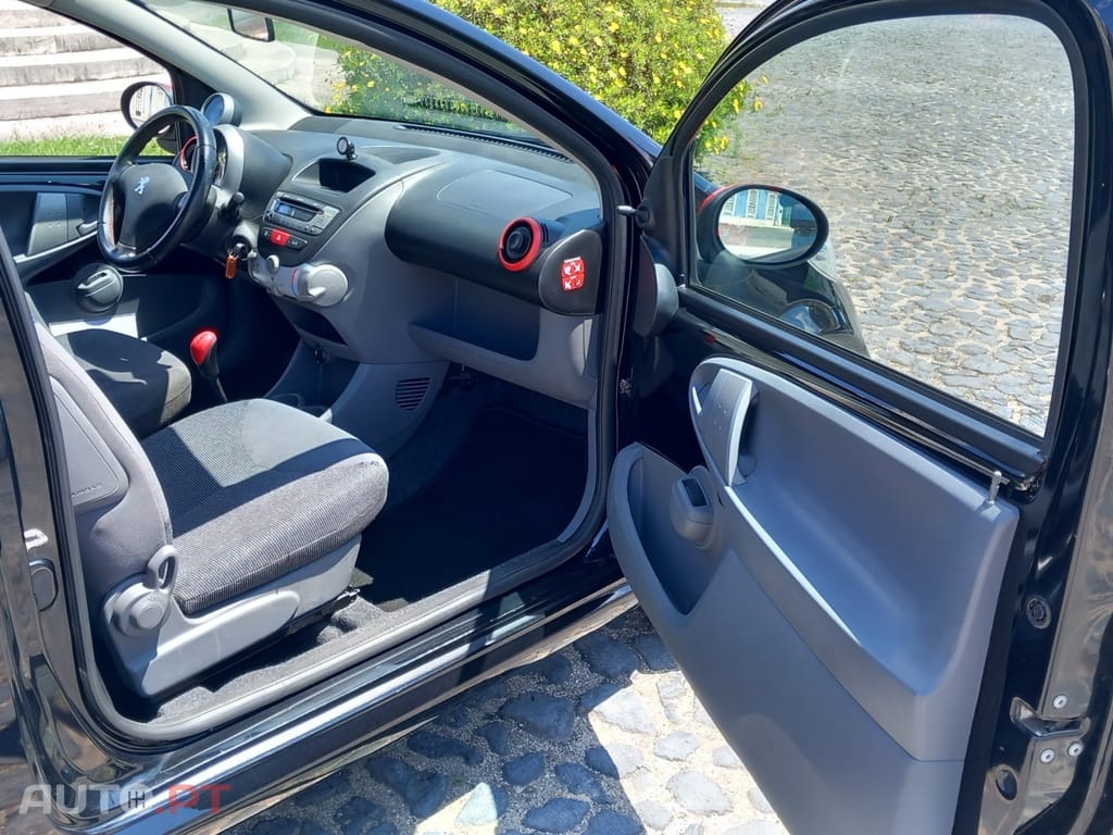 Peugeot 107 1.0 Sport Line