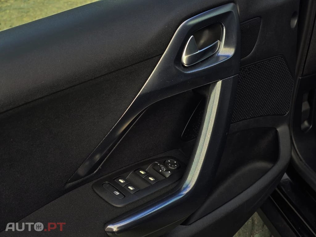 Peugeot 2008 1.6 BlueHDi Active